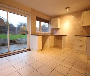 3 bedroom property to rent in Worcester - Photo 4