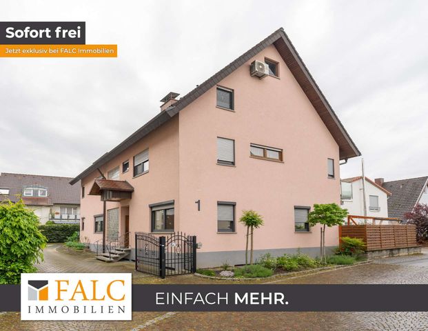 Geräumige 2 Zimmer Wohnung mit Küche und Stellplatz in ruhiger Wohngegend - Photo 1
