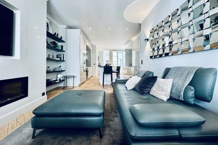Appartement à louer Rue Saint-Honoré, Paris, Paris 1er - Photo 4