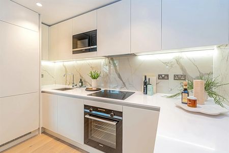 Chelsea Riverview, William Morris Way, London - Photo 3