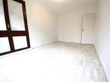 T2 Fontenay-le-Fleury 59 m² - Photo 3