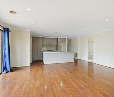 GLORIOUS GRIFFITH - Photo 1