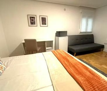 Avenida de Fuenlabrada, Leganés, Community of Madrid 28912 - Photo 5