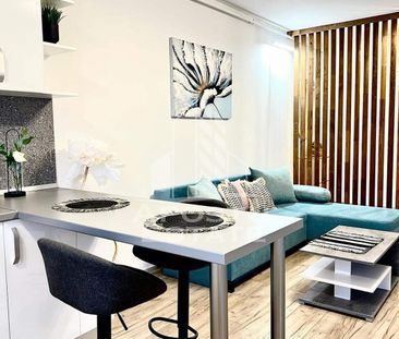 Apartament modern cu 2 camere,open space Giroc,zona Planetelor - Photo 1