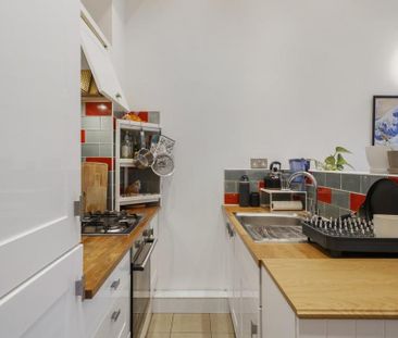1 bedroom flat to rent - Photo 6