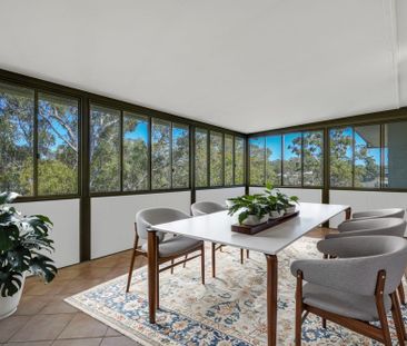 WELCOME TO 6 KESSELL STREET - THE BLEND OF SPACE, STYLE & LOCATION - Photo 3