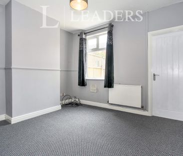 2 bedroom house to rent Livingstone Street, ST6 - Photo 2