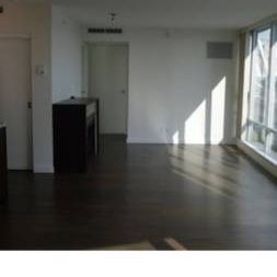 Yaletown furnished 2 bedroom apartment available - Photo 3