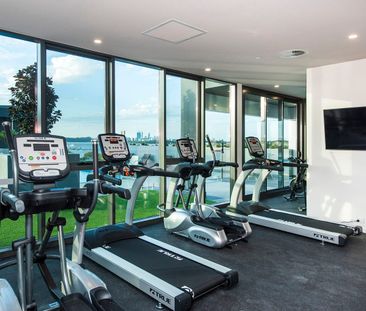 Nothing to do but move in! - Photo 6