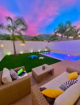 Alquiler de casa o chalet independiente en Urbanización Cuesta de la Palma, 6 - Photo 1