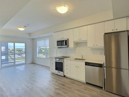 For Lease - 243 Northfield Drive Unit# 402, Waterloo, Ontario - Photo 3