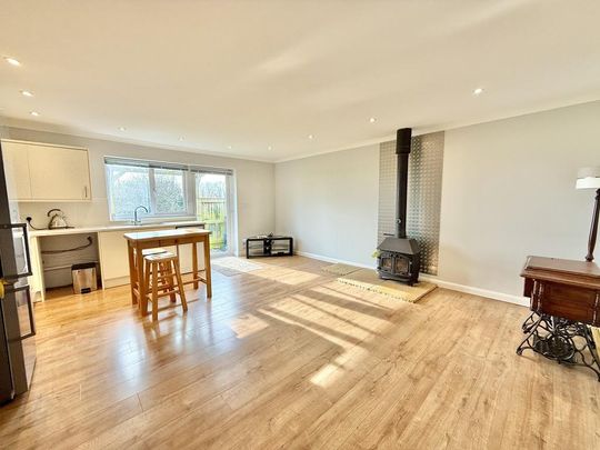 2 bedroom house to rent - Photo 1