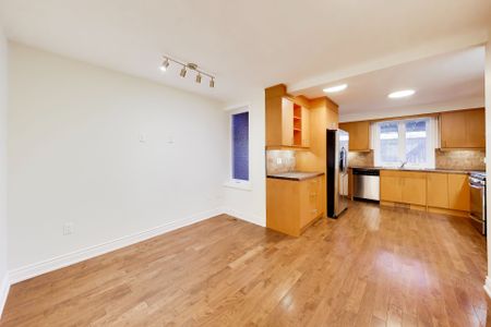 For Lease - 32 Castleton Avenue Unit# Main, Toronto, Ontario - Photo 3
