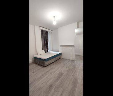 3 Bed Flat, High Road, N12 - Photo 5