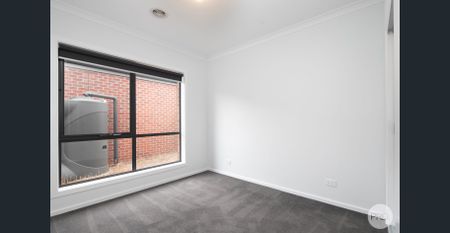 COMFORT, CONVENIENCE & LOCATION - Photo 3