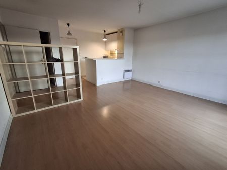 Location Appartement 2 pièces 56m² BORDEAUX 33000 - Photo 2