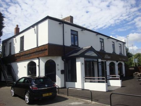 Bar Blue Rooms, South Shields - Photo 3