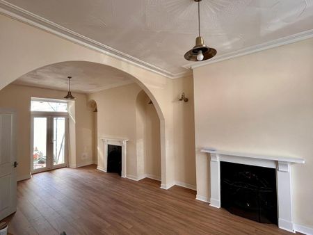 3 bedroom terraced house to rent - Photo 4