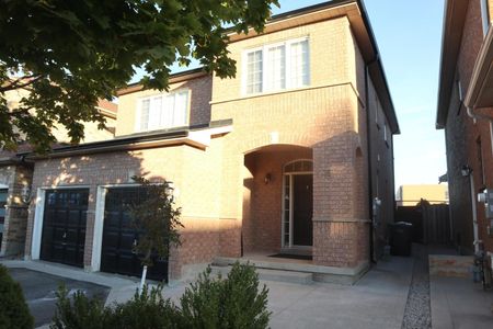 For Lease - 25 Sewells Lane Unit# Lower, Brampton, Ontario - Photo 2