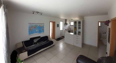 Charming 2 bedroom home in Massey - Photo 4