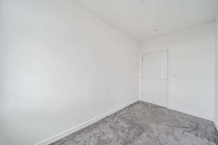 London Road, Staines-upon-thames, TW18 - Photo 3