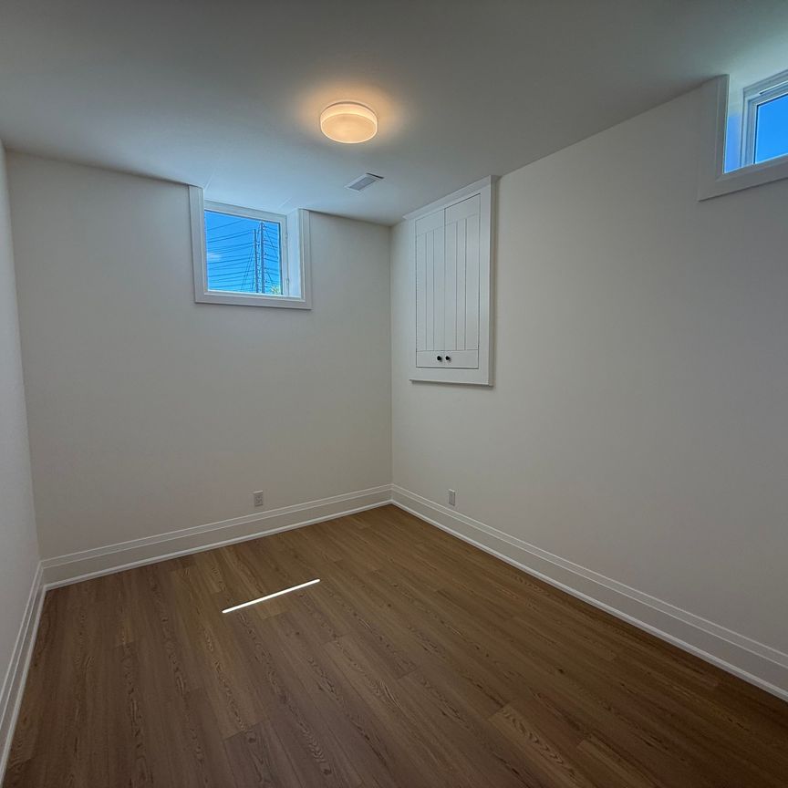 For Lease - 606 Abana Road Unit# Lower, Mississauga, Ontario - Photo 1