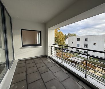Moderne 3-Zimmer-Wohnung mit großen überdachten Balkon, in den Wann... - Photo 1