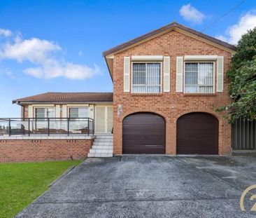 Spacious and Versatile Family Home, Located In Prairiewood! - Photo 5