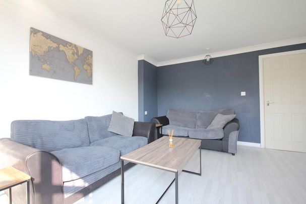 3 bedroom terraced house to rent - Photo 1