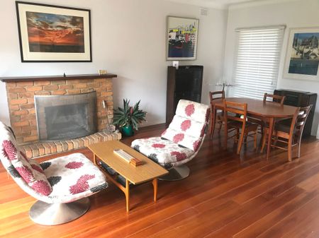 Brighton East - Photo 2