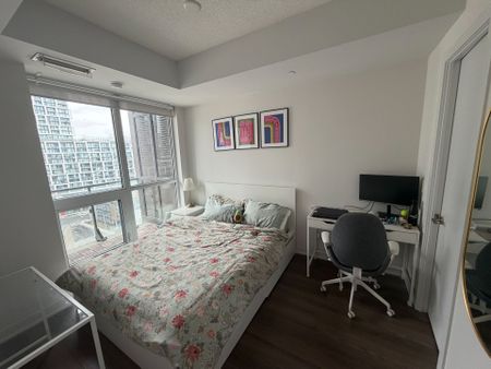 For Lease - 60 Berwick Avenue Unit# 1211, Toronto, Ontario - Photo 2