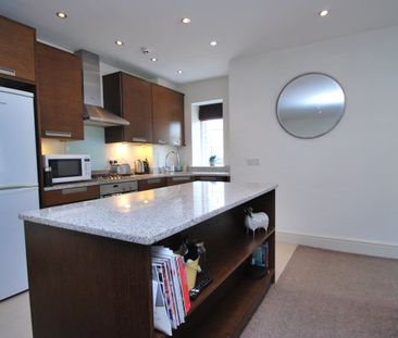 Sutcliffe House - Photo 6