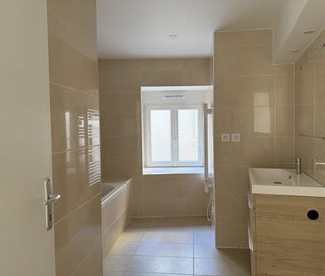 Location Appartement 3 pièces 64m² - Photo 1