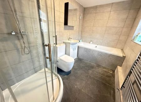 4 Bed Terraced House, Hope Street, B70 - Photo 3