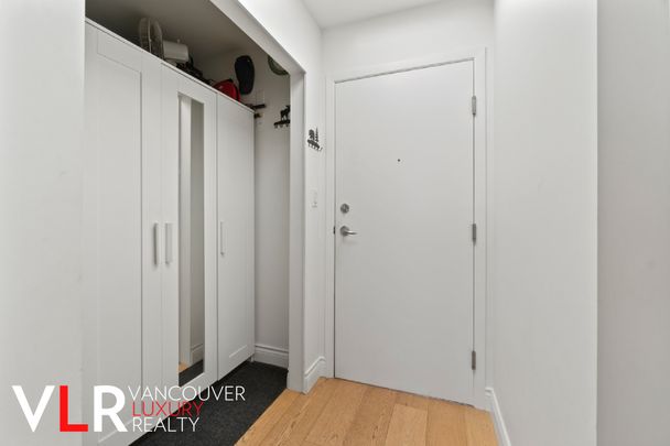Condo in Vancouver West Side, BC - Photo 1