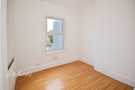 4 bedroom terraced house to rent - Photo 5