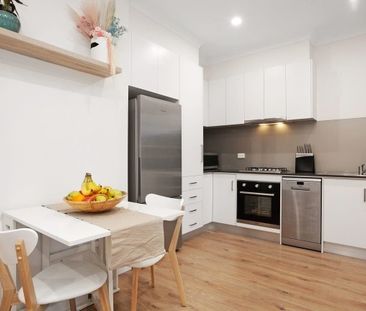 2/22 Epstein Street, Reservoir VIC 3073 - Photo 5