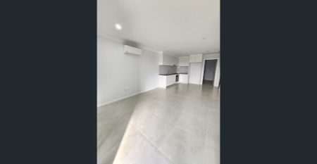 Recently Built, Fully Equipped Granny Flat - Photo 2