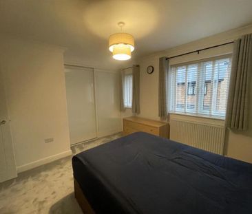 2 bedroom semi-detached house to rent - Photo 4