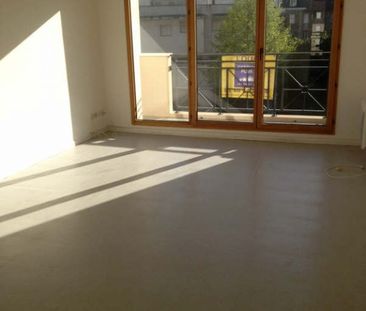 Location Appartement 2 pièces 49m² - Photo 2