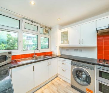 Woking Close, SW15, London - Photo 3