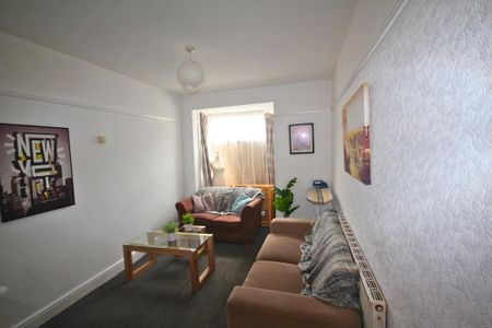 4 bedroom terraced house to rent - Photo 2
