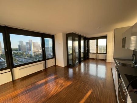 ÜBER DEN DÄCHEN VON FRANKFURT - SKY-APPARTEMENT - Photo 4