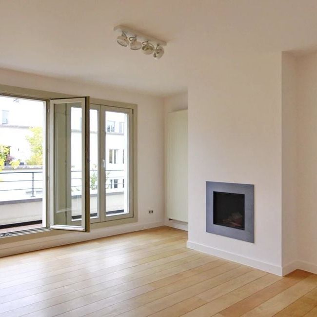 Appartement te huur in Brussel voor € 2.650 met 3 slaapkamers - Photo 1