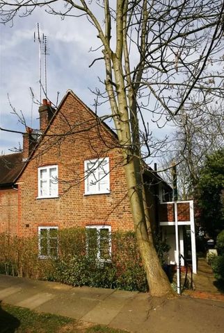 2 Bed Maisonette, Addison Way, NW11 - Photo 5