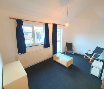 Brampton Court - Photo 6
