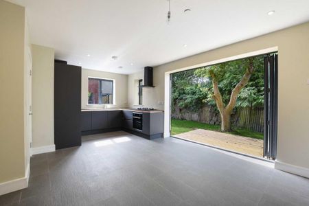 2 bedroom detached house to rent - Photo 2