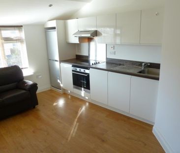 Studio to rent - Photo 2