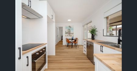 NEWLY RENOVATED HOUSE, QUIET CUL-DE-SAC WITH LARGE BACKYARD! - Photo 2