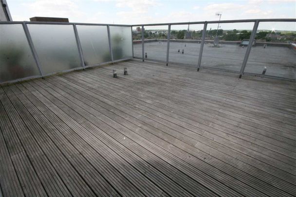 Ashleigh Court, Loates Lane, Watford - Photo 1